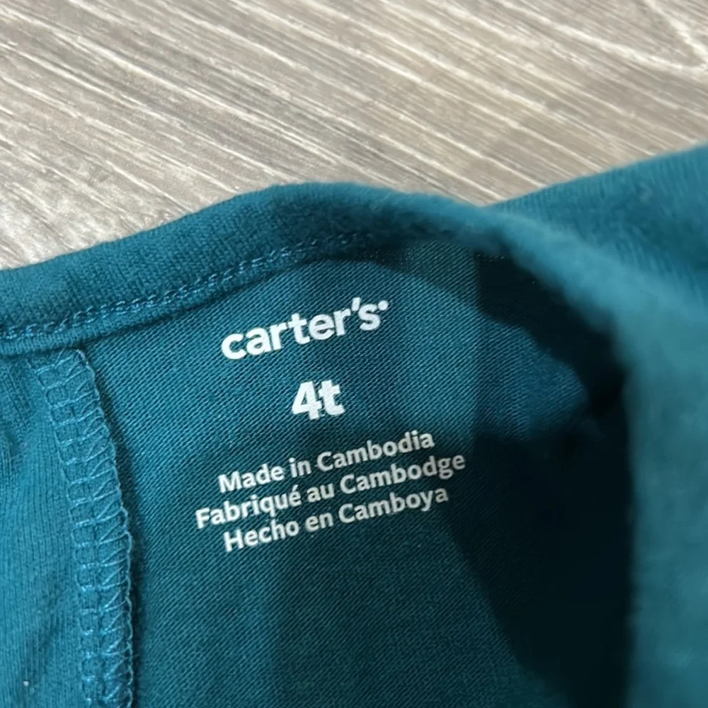 Carters reposhing this